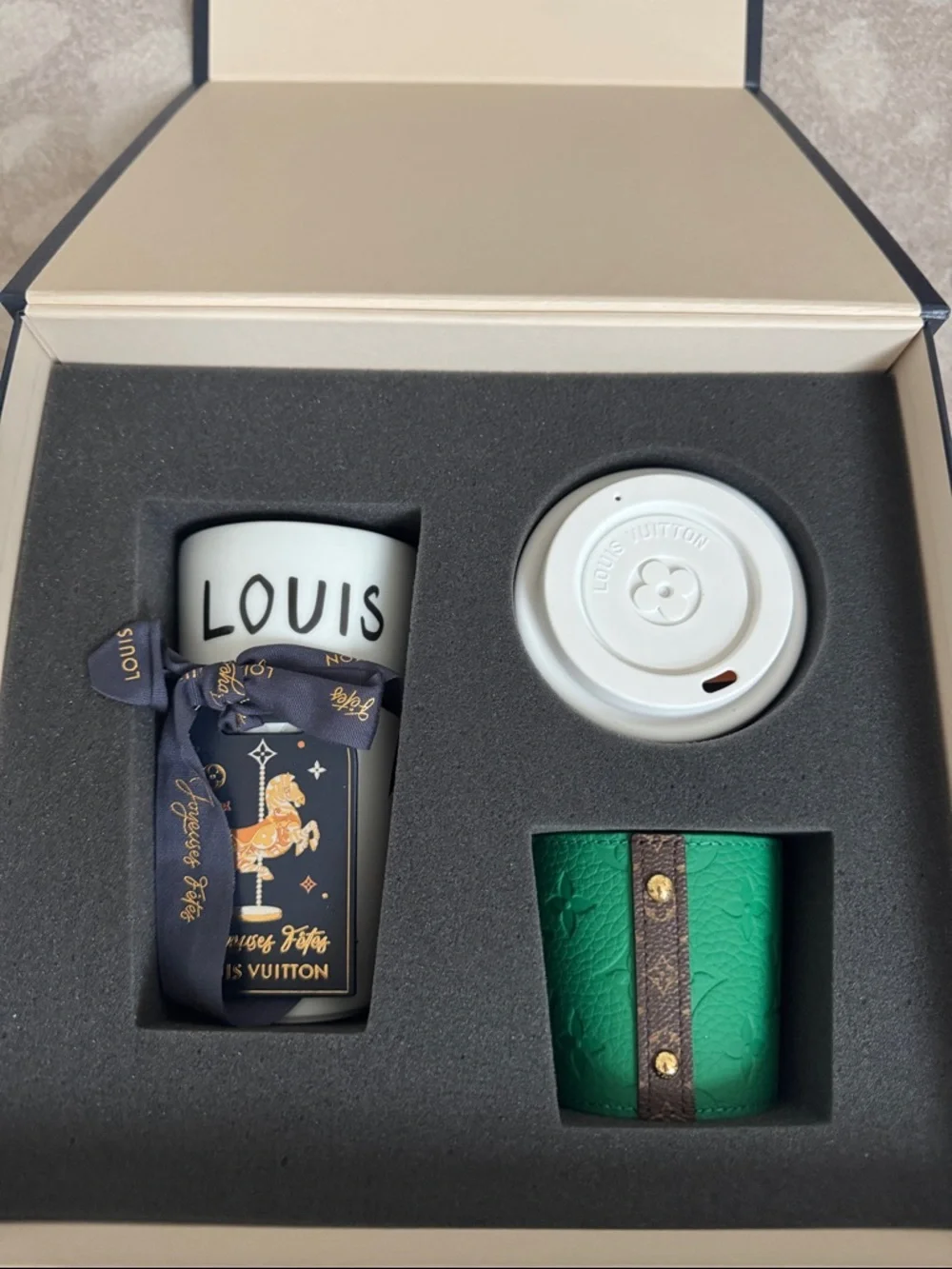 Louis Vuitton Green, White & Navy Travel Mug Gift Set - Picture 1 of 3